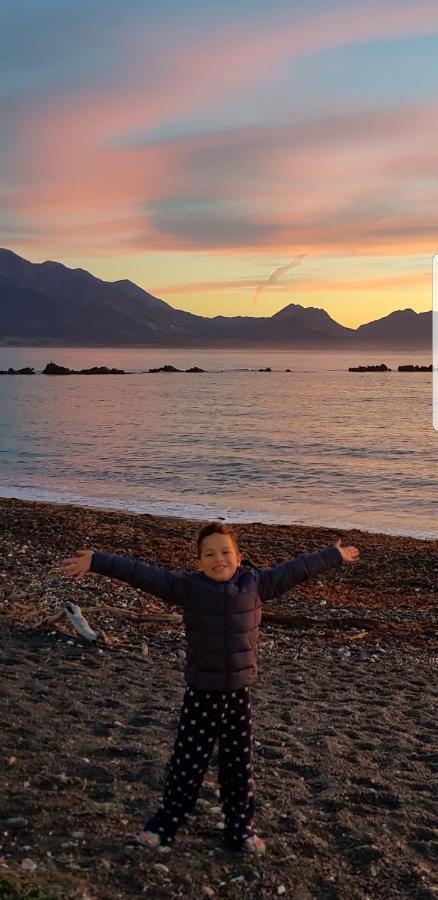 The Anchor Inn Beachfront Motel Kaikoura Esterno foto