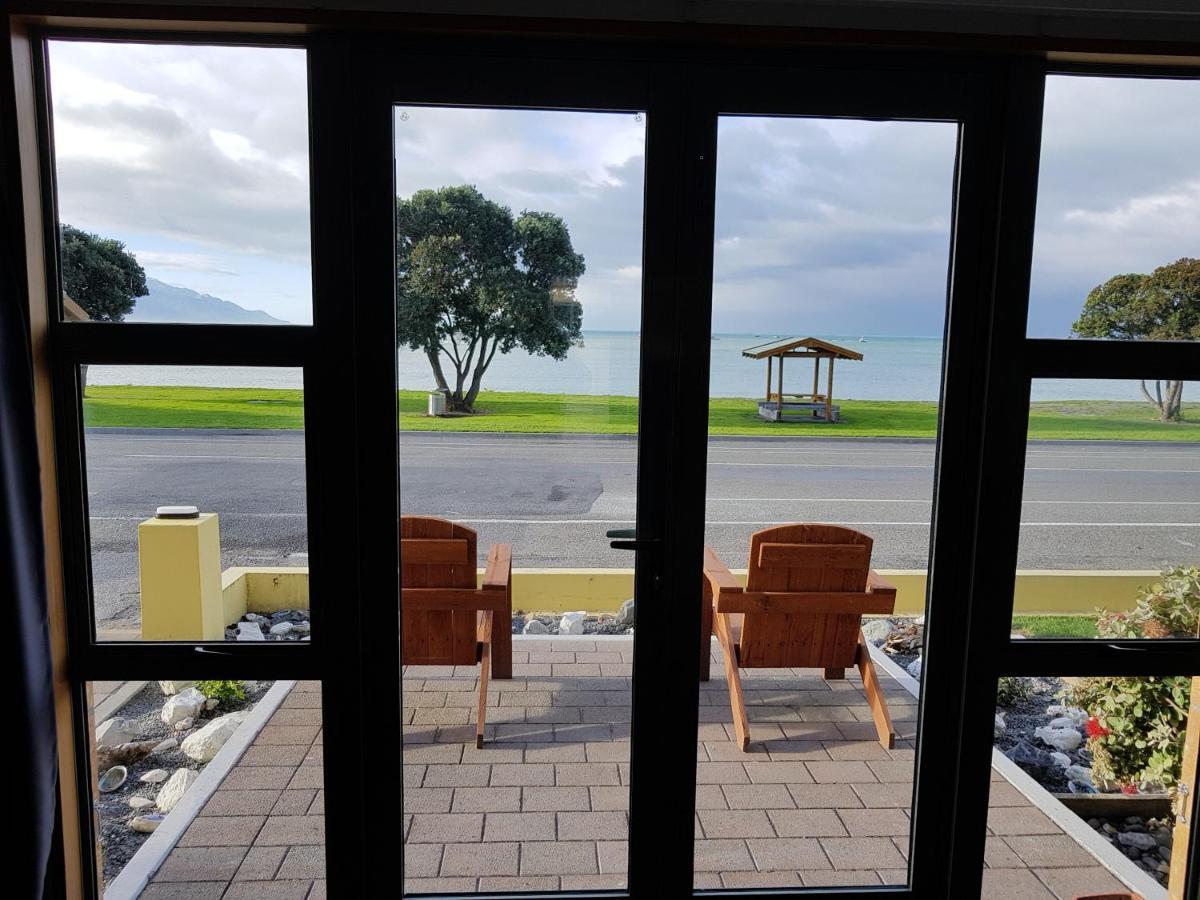 The Anchor Inn Beachfront Motel Kaikoura Esterno foto