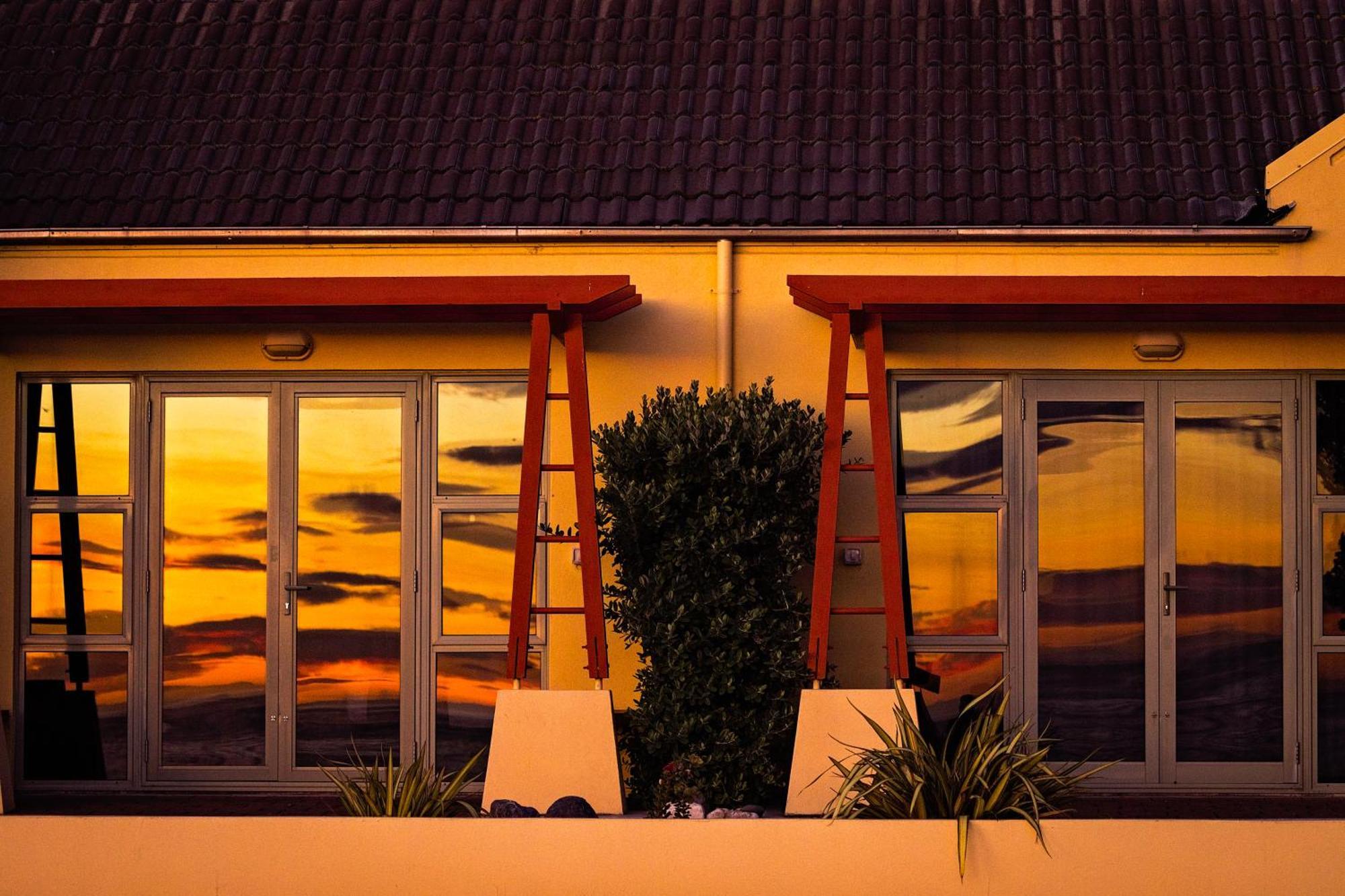 The Anchor Inn Beachfront Motel Kaikoura Esterno foto