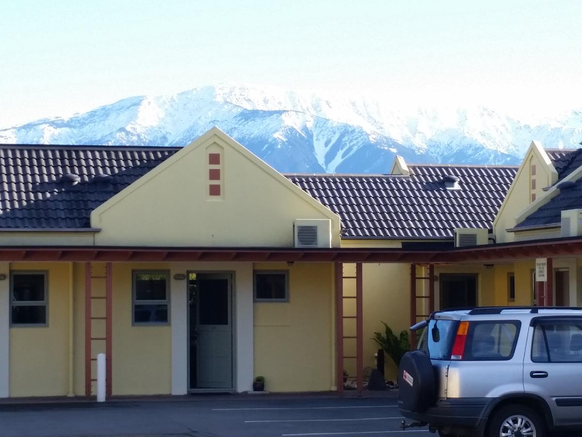 The Anchor Inn Beachfront Motel Kaikoura Esterno foto