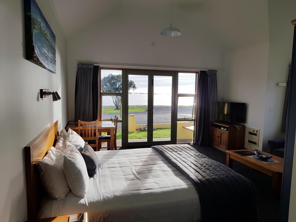 The Anchor Inn Beachfront Motel Kaikoura Esterno foto