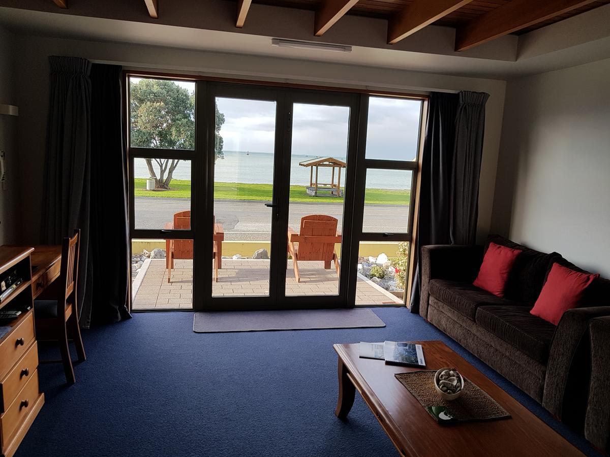 The Anchor Inn Beachfront Motel Kaikoura Esterno foto